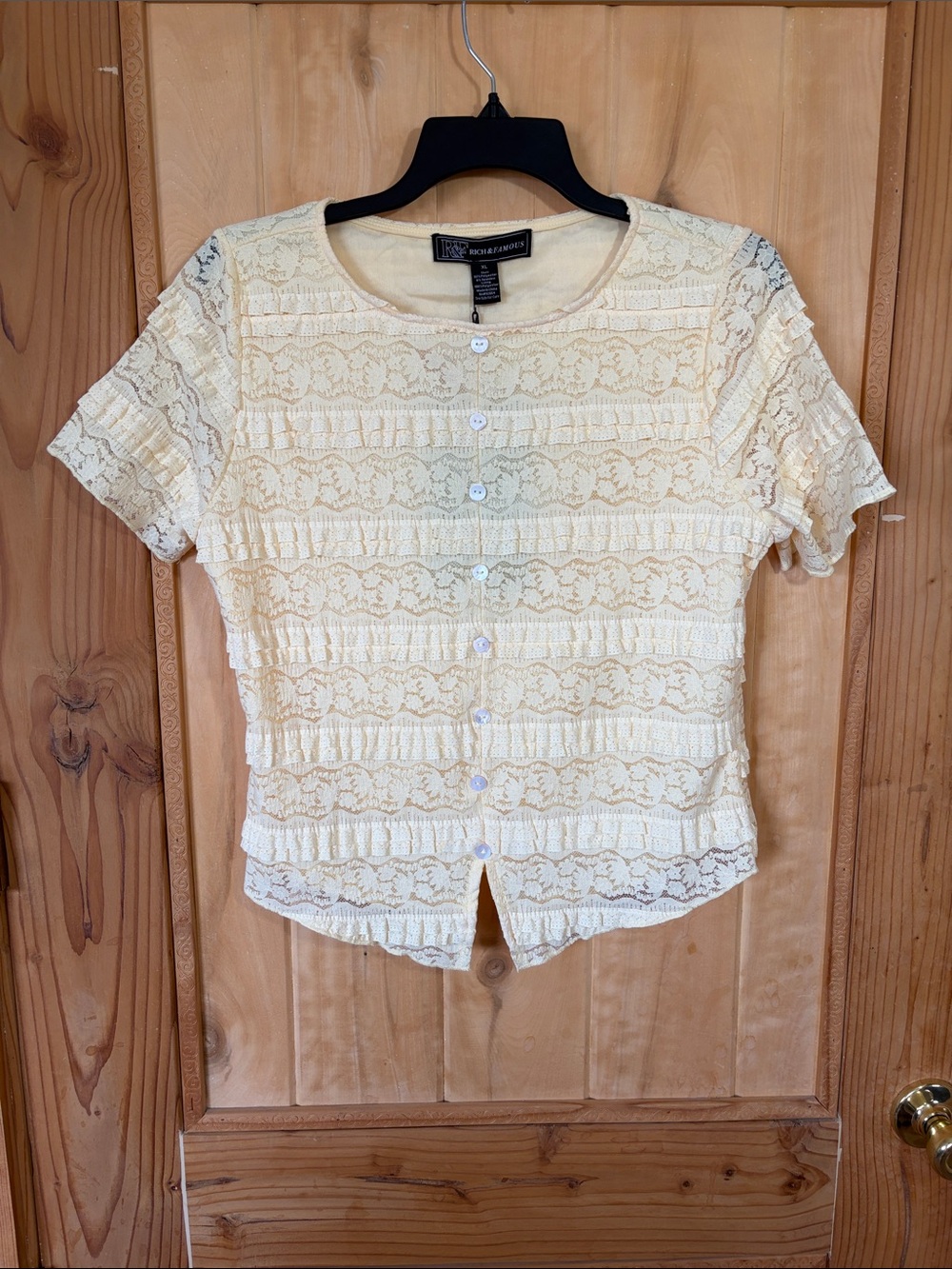 Rich & Famous Pale Yellow Lace Button-Front Short Sleeve Top